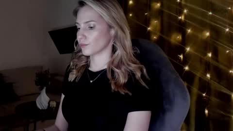 Adele Shine online show from 03-07-25, 02:12