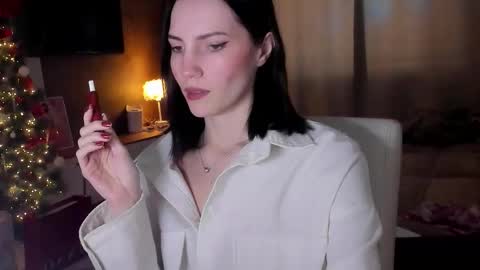 Snapshot of adeleshinem chatting on 01-16-26, 06:17 Adele Shine online show from 01-16-26, 06:17