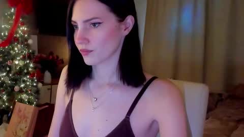 Snapshot of adeleshinem chatting on 02-10-26, 05:11 Adele Shine online show from 02-10-26, 05:11