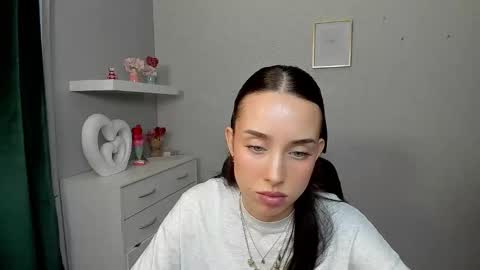 Adele online show from 04-09-26, 06:30