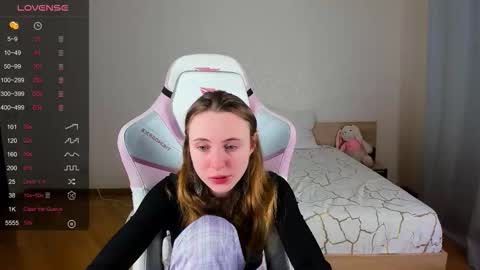 Adelina online show from 11-28-25, 09:34