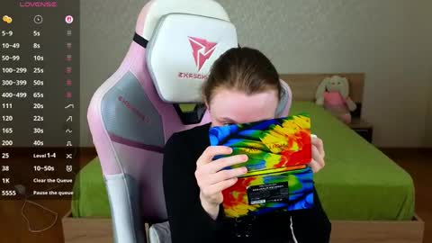Adelina online show from 05-17-26, 09:28