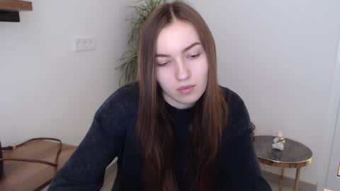 Snapshot of adelina_sweett chatting on 11-10-25, 01:43 adelina_sweett online show from 11-10-25, 01:43