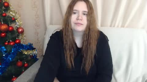 Snapshot of adelinalawson chatting on 01-19-25, 06:43 adelinalawson online show from 01-19-25, 06:43