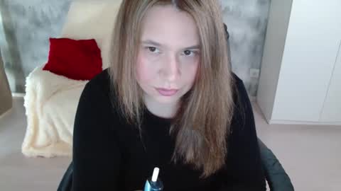 adelinalawson online show from 04-04-26, 08:12