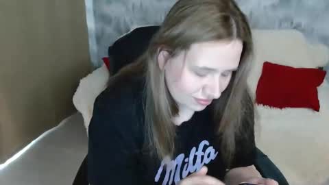 adelinalawson online show from 06-11-26, 07:28