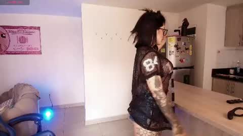 Snapshot of adelineefoxxx chatting on 06-12-26, 04:28 MARIA ANGEL IG iamangel45 online show from 06-12-26, 04:28