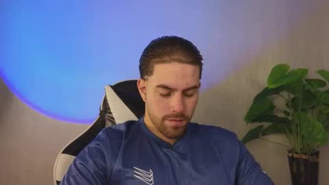 Ades online show from 11-27-25, 10:50