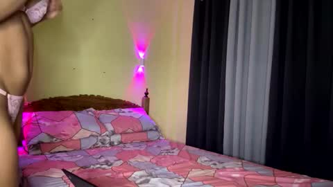 Cassie online show from 01-18-26, 03:05