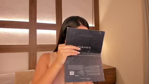 Adhara  online show from 05-17-26, 01:29