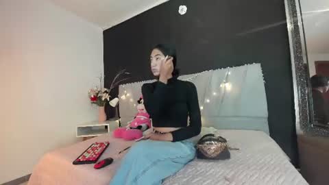 Snapshot of adharaharper chatting on 06-27-26, 02:34 Adhara online show from 06-27-26, 02:34