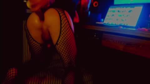 Snapshot of adicta37 chatting on 10-31-25, 06:47 adicta37 online show from 10-31-25, 06:47