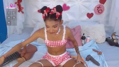 adisson_petite1 online show from 02-19-26, 05:42