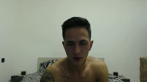 Snapshot of adonis0892 chatting on 10-29-25, 05:47 adonis0892 online show from 10-29-25, 05:47