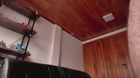 Juan online show from 04-15-26, 03:19