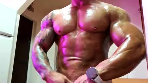 Adonis online show from 05-18-26, 08:58
