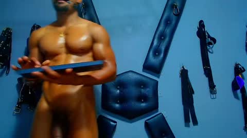 adonisdios online show from 05-11-26, 04:04