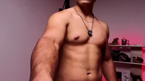 Snapshot of adonixxx04 chatting on 08-05-26, 12:46 adonixxx04 online show from 08-05-26, 12:46