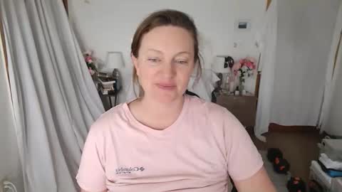 Snapshot of adorable22 chatting on 05-23-26, 03:49 adorable22 online show from 05-23-26, 03:49
