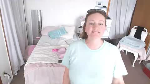 Snapshot of adorable22 chatting on 06-23-26, 05:44 adorable22 online show from 06-23-26, 05:44