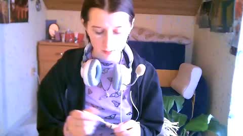 Snapshot of adorable_sparkle chatting on 02-11-25, 01:09 adorable_sparkle online show from 02-11-25, 01:09