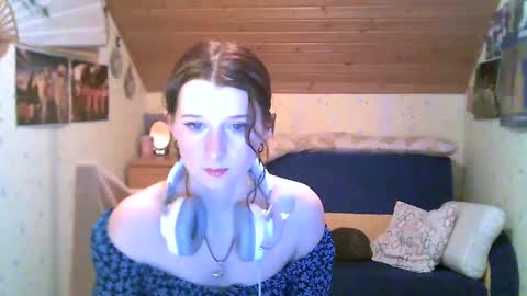 Snapshot of adorable_sparkle chatting on 02-14-25, 03:15 adorable_sparkle online show from 02-14-25, 03:15