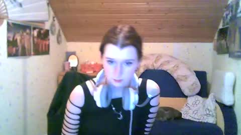 Snapshot of adorable_sparkle chatting on 02-15-25, 07:28 adorable_sparkle online show from 02-15-25, 07:28