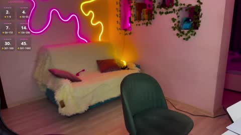 Snapshot of adrean_sofi chatting on 02-13-25, 10:33 adrean_sofi online show from 02-13-25, 10:33