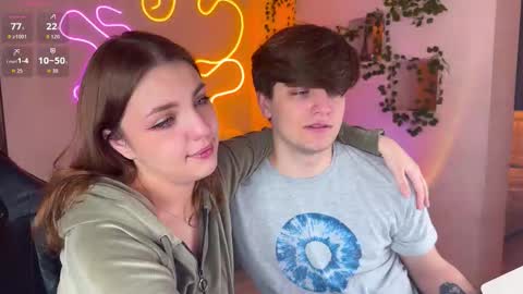 Snapshot of adrean_sofi chatting on 10-04-25, 07:50 adrean_sofi online show from 10-04-25, 07:50