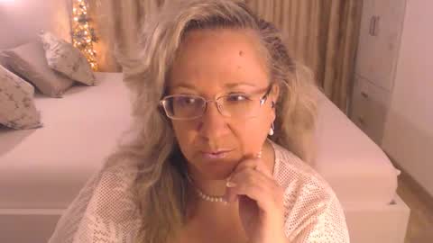 Cryna online show from 03-29-26, 09:53