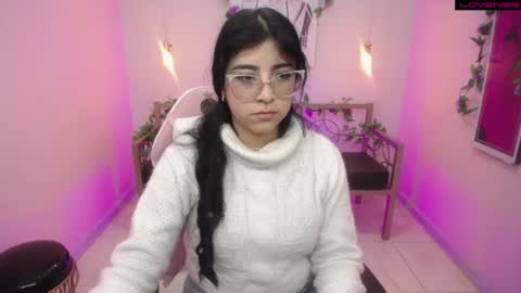 Adri  online show from 07-04-26, 01:17