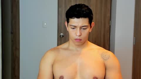 Adrian del Mar online show from 05-05-26, 05:54
