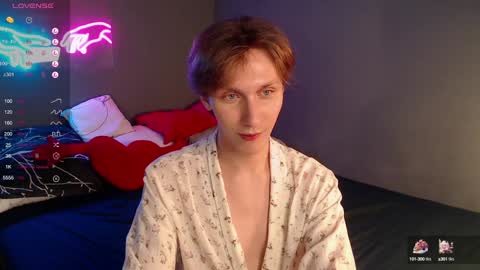Snapshot of adrian_di chatting on 01-14-25, 06:38 Adrian online show from 01-14-25, 06:38