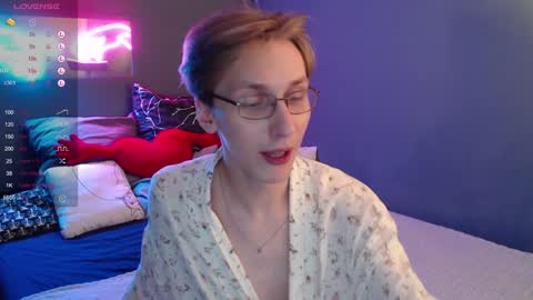 Snapshot of adrian_di chatting on 01-26-25, 02:19 Adrian online show from 01-26-25, 02:19