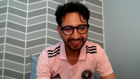 Snapshot of adrian_falcon chatting on 05-22-26, 05:58 Adrian Falcon online show from 05-22-26, 05:58