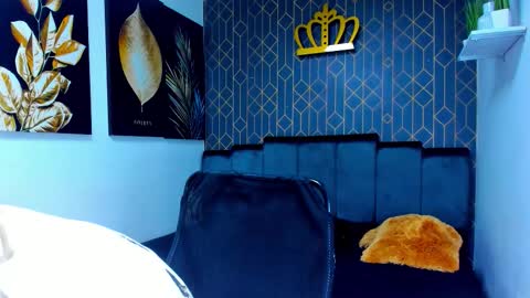   online show from 11-06-25, 07:04