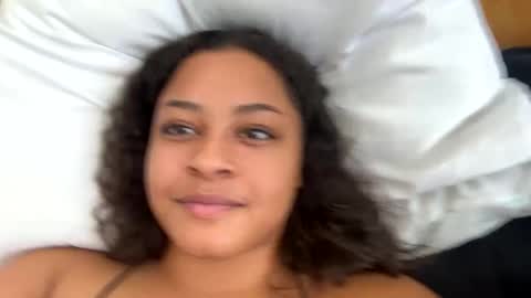 Princess Adri online show from 02-18-25, 04:59