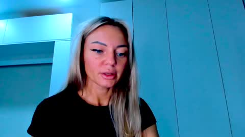 Snapshot of adriana_coy_ chatting on 01-31-25, 02:28 Adriana online show from 01-31-25, 02:28