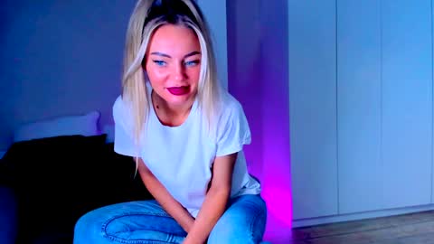 Snapshot of adriana_coy_ chatting on 02-02-25, 12:35 Adriana online show from 02-02-25, 12:35