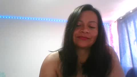 Snapshot of adrianagogo18 chatting on 03-09-25, 03:27 adrianagogo18 online show from 03-09-25, 03:27