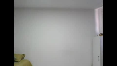 adrianagogo18 online show from 10-26-25, 03:29