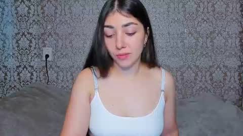 Snapshot of adrianakuiper chatting on 07-11-26, 04:53 Adriana online show from 07-11-26, 04:53