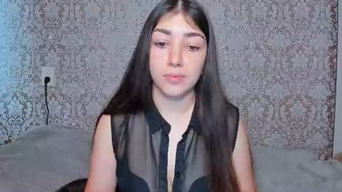 Snapshot of adrianakuiper chatting on 07-15-26, 03:28 Adriana online show from 07-15-26, 03:28