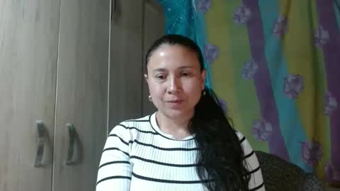 Adriana Tellez online show from 02-11-25, 07:05
