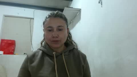 Adriana Tellez online show from 01-05-26, 05:27