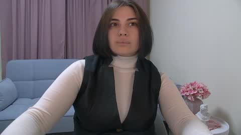 AdrianaTores online show from 05-07-26, 05:24