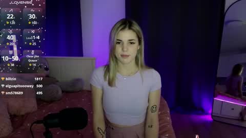 adrianawow1 online show from 02-15-25, 12:37