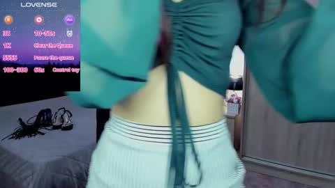 Snapshot of adrianfay chatting on 11-23-25, 11:54 AdrianFay online show from 11-23-25, 11:54