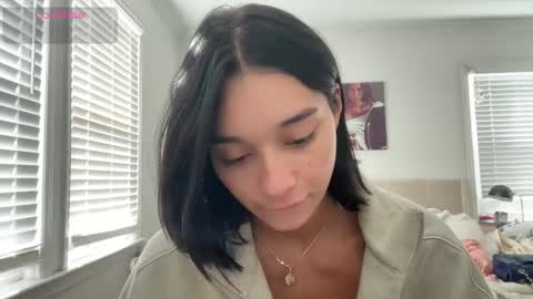 Snapshot of adriannarodriguez chatting on 10-09-25, 02:48 Adrianna  online show from 10-09-25, 02:48