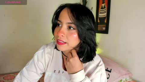 Snapshot of adriannyp chatting on 08-02-26, 04:33 adrianny online show from 08-02-26, 04:33